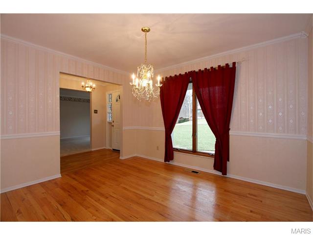 138 Timka Dr, Ballwin, MO 63011 photo 4