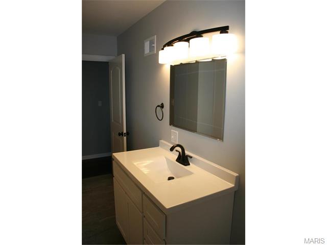 203 W Pitman St, O'fallon, MO 63366 photo 25