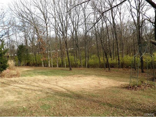 215 Strecker, Ballwin, MO 63011 photo 5