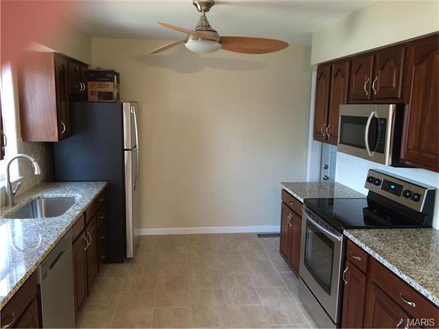 309 Wallach, Eureka, MO 63025 photo 2