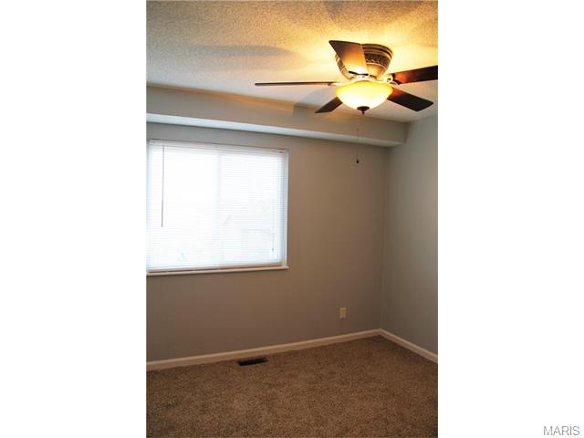 85 Edward Dr, Eureka, MO 63025 photo 9