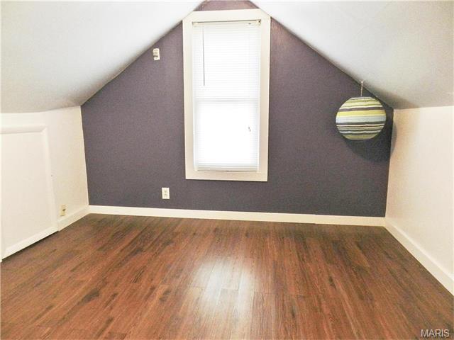 940 Spring Ave, Saint Charles, MO 63301 photo 17