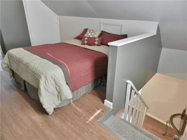 940 Spring Ave, Saint Charles, MO 63301 photo 14