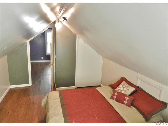 940 Spring Ave, Saint Charles, MO 63301 photo 15
