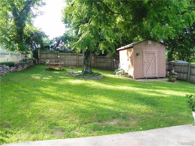 940 Spring Ave, Saint Charles, MO 63301 photo 23