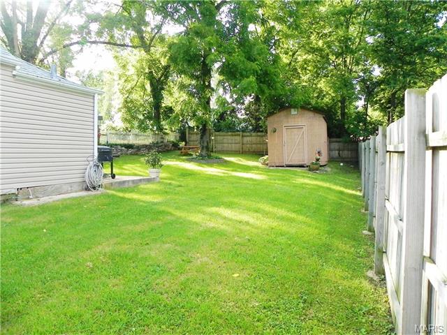 940 Spring Ave, Saint Charles, MO 63301 photo 24