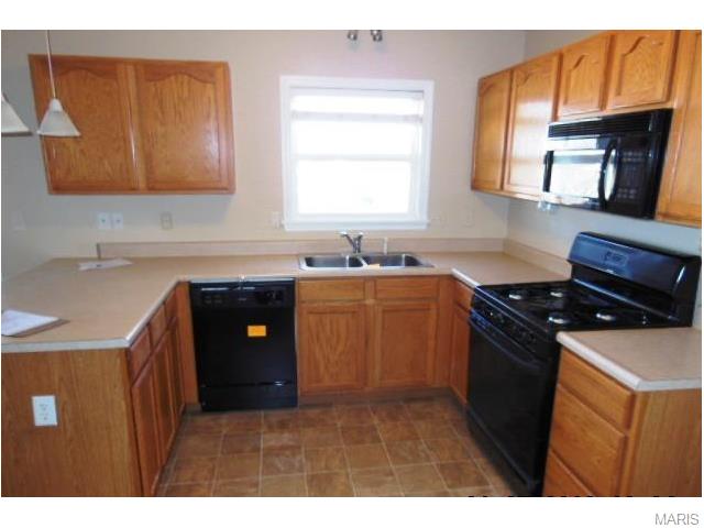 1374 Washingtons Crossing Dr, O'fallon, MO 63366 photo 7