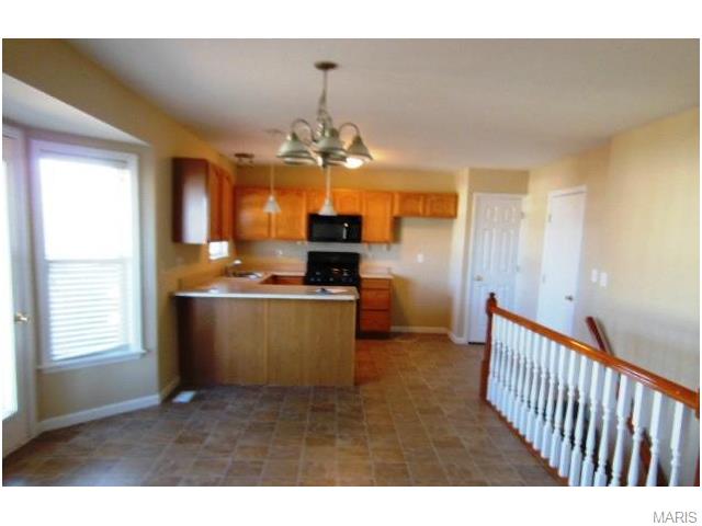 1374 Washingtons Crossing Dr, O'fallon, MO 63366 photo 8