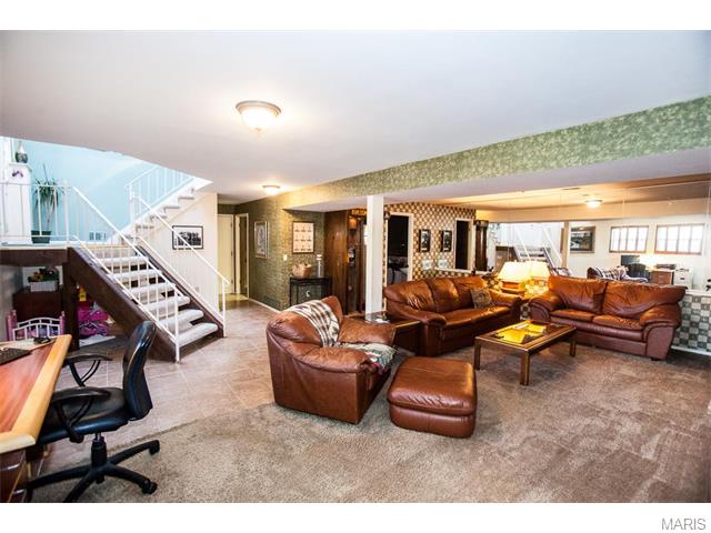 608 Wynn Pl, Ballwin, MO 63021 photo 27