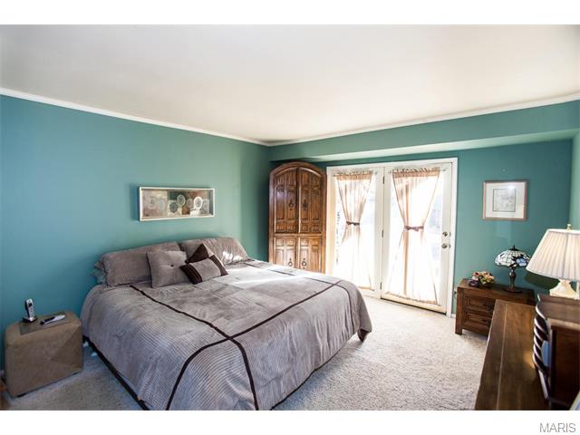 608 Wynn Pl, Ballwin, MO 63021 photo 17