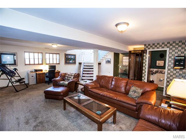 608 Wynn Pl, Ballwin, MO 63021 photo 30