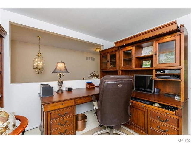 532 Wetherby Ter, Ballwin, MO 63021 photo 26
