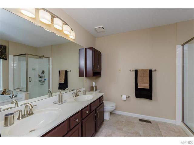532 Wetherby Ter, Ballwin, MO 63021 photo 29