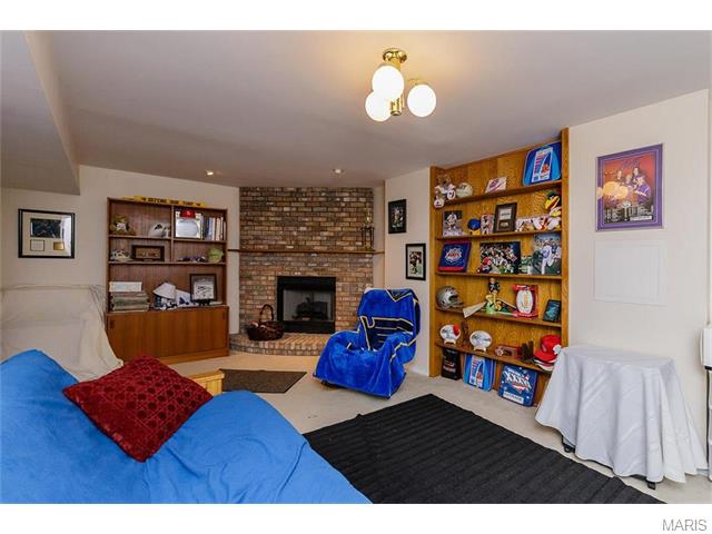 532 Wetherby Ter, Ballwin, MO 63021 photo 37