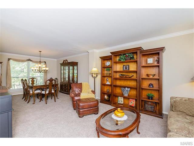 532 Wetherby Ter, Ballwin, MO 63021 photo 9