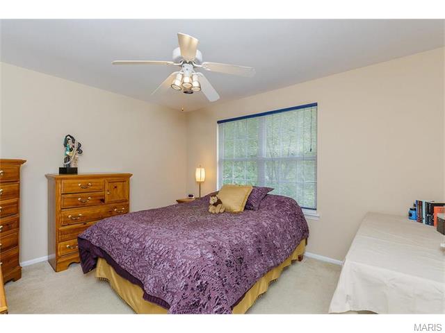 532 Wetherby Ter, Ballwin, MO 63021 photo 33