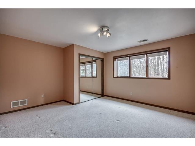 602 Dougherty Oaks Ct, Ballwin, MO 63021 photo 22