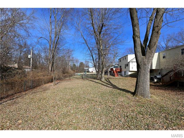 805 Windingpath Ln, Manchester, MO 63021 photo 2