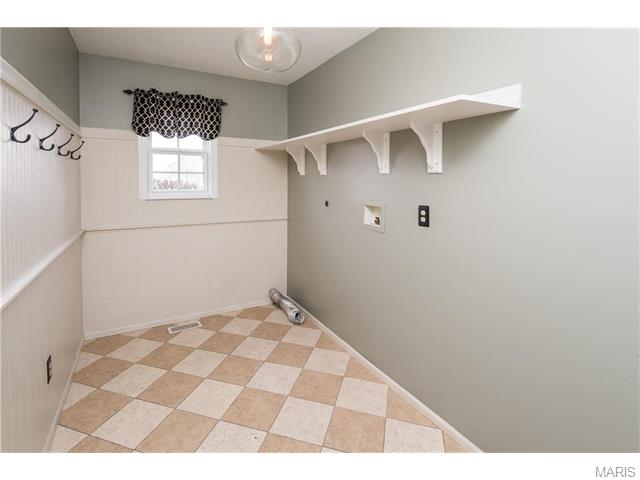 226 Sunshine Dr, O'fallon, MO 63368 photo 16