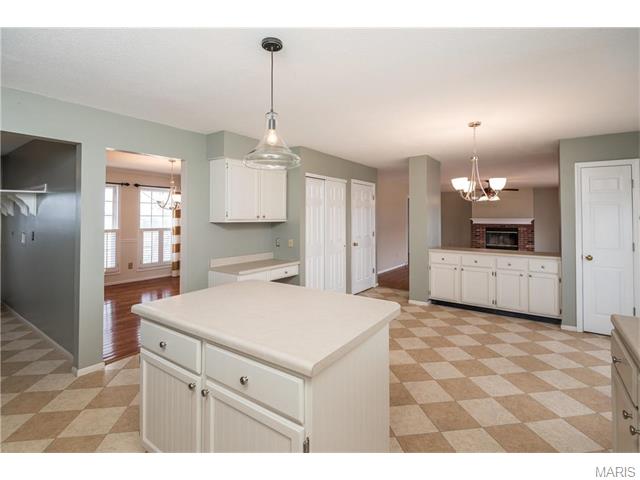 226 Sunshine Dr, O'fallon, MO 63368 photo 15