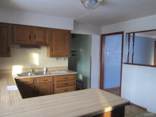 254 Oakborough Dr, Lake Saint Louis, MO 63367 photo 6