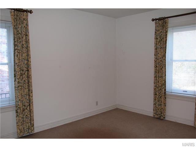 502 Mapleview Dr, Saint Louis, MO 63130 photo 10