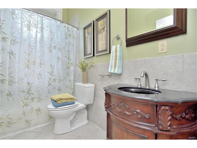 4352 S Compton Ave, Saint Louis, MO 63111 photo 16