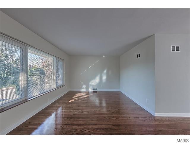 5407 Gresham Ave, Saint Louis, MO 63109 photo 7
