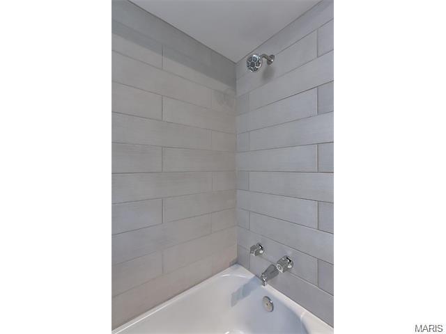 5407 Gresham Ave, Saint Louis, MO 63109 photo 27