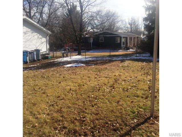 8 Saint Lawrence, Ballwin, MO 63021 photo 4