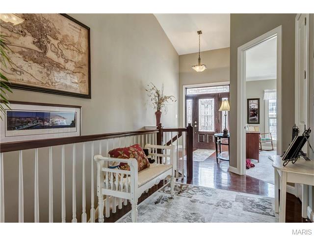 544 Trevi Ln, Ballwin, MO 63011 photo 4