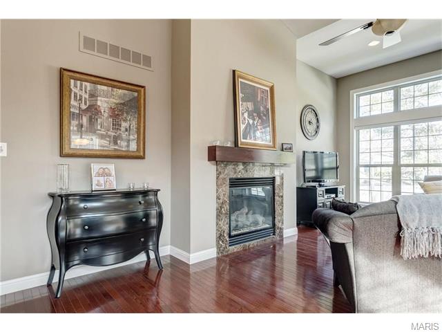 544 Trevi Ln, Ballwin, MO 63011 photo 12