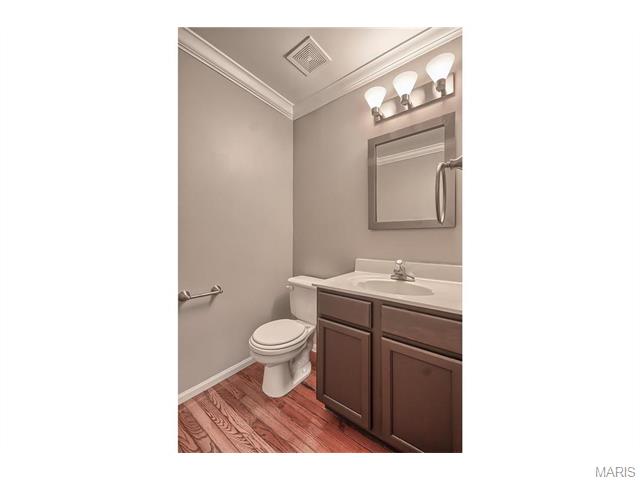 657 Legends View Dr, Eureka, MO 63025 photo 19