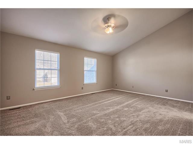 657 Legends View Dr, Eureka, MO 63025 photo 23