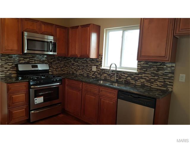 904 Saint Bernard, O'fallon, MO 63366 photo 3