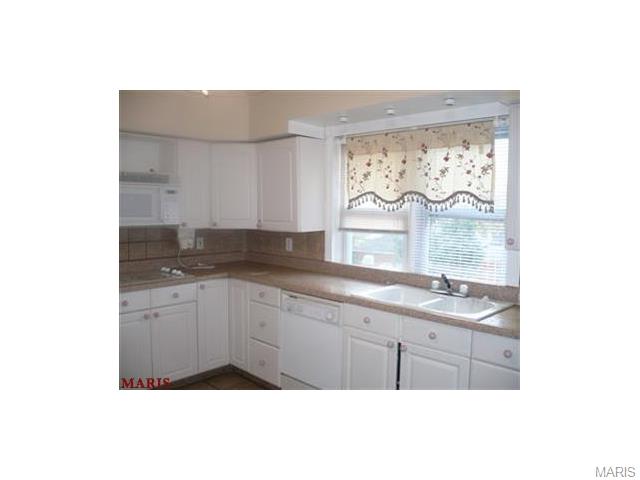 3437 Wright Ave, Saint Ann, MO 63074 photo 5