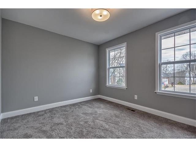 592 Wetherby Ter, Ballwin, MO 63021 photo 26