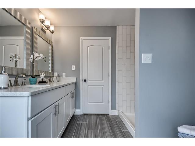 592 Wetherby Ter, Ballwin, MO 63021 photo 31