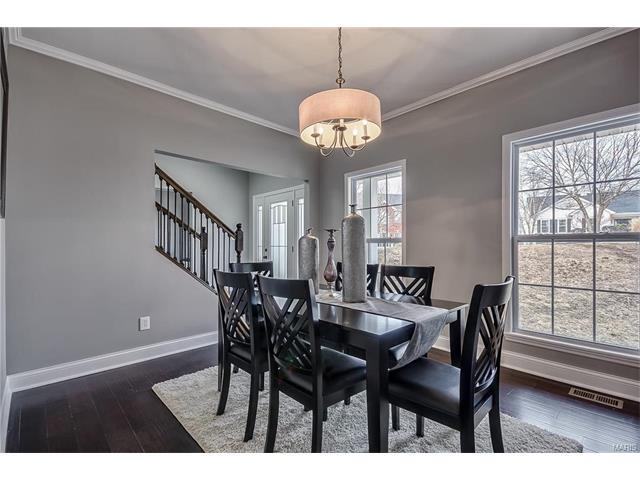 592 Wetherby Ter, Ballwin, MO 63021 photo 3