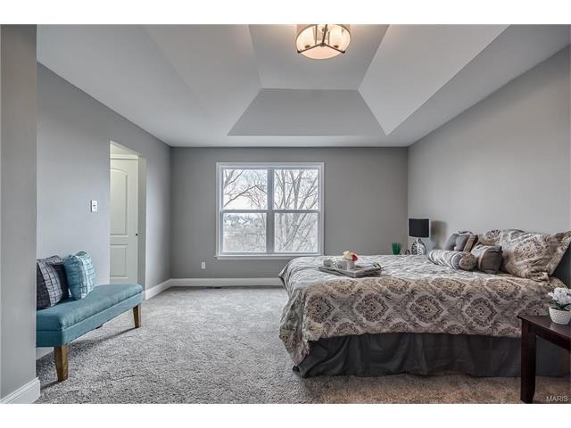 592 Wetherby Ter, Ballwin, MO 63021 photo 29