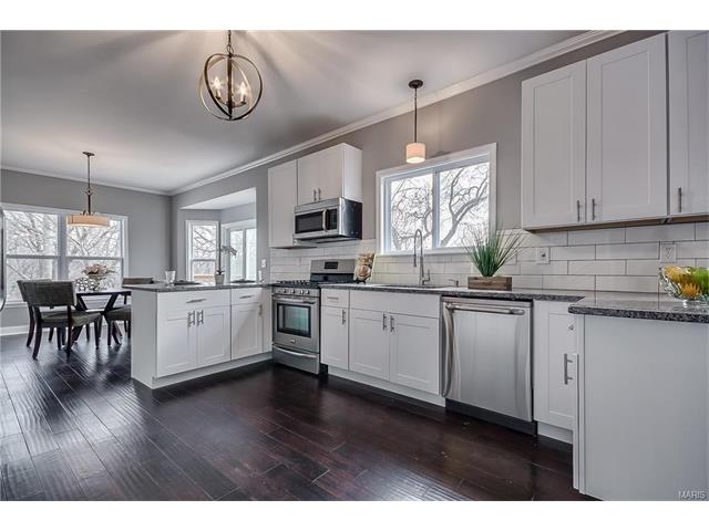 592 Wetherby Ter, Ballwin, MO 63021 photo 13