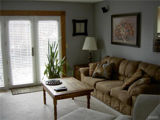 1638 Award, Ballwin, MO 63021 photo 4