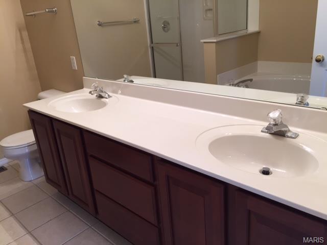 961 Rolling Thunder Dr, O'fallon, MO 63368 photo 16