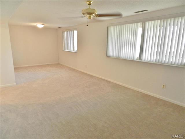 869 Delmonico, Ballwin, MO 63021 photo 32