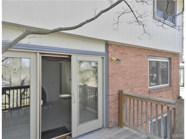 869 Delmonico, Ballwin, MO 63021 photo 37