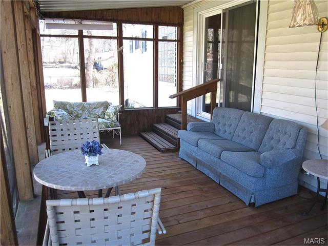 805 Connie Ln, Ballwin, MO 63021 photo 10