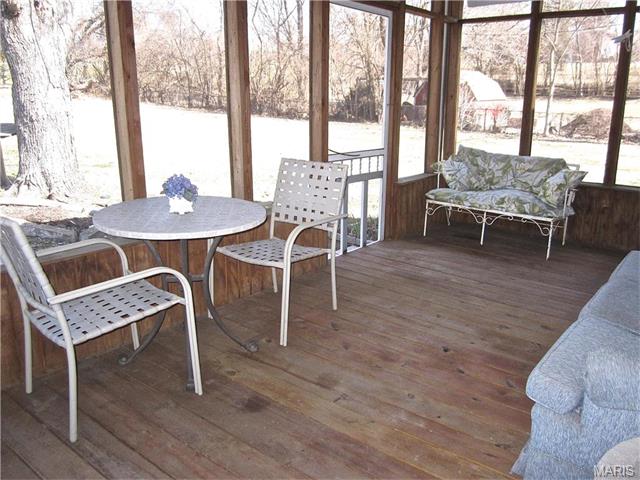 805 Connie Ln, Ballwin, MO 63021 photo 12
