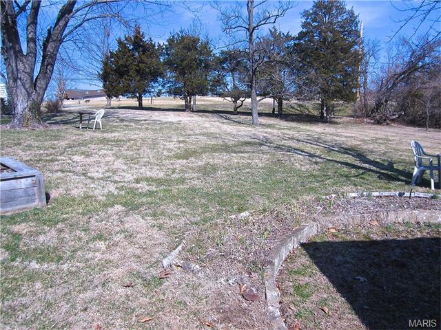 805 Connie Ln, Ballwin, MO 63021 photo 13