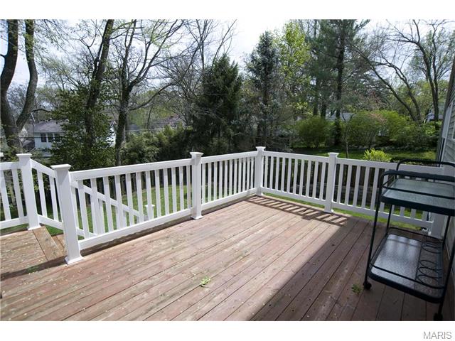 250 Edwin Ave, Glendale, MO 63122 photo 22