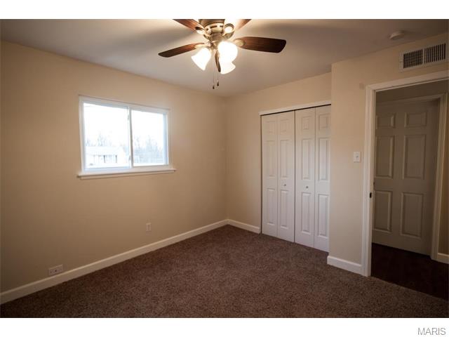 207 Allen Dr, O'fallon, MO 63366 photo 8